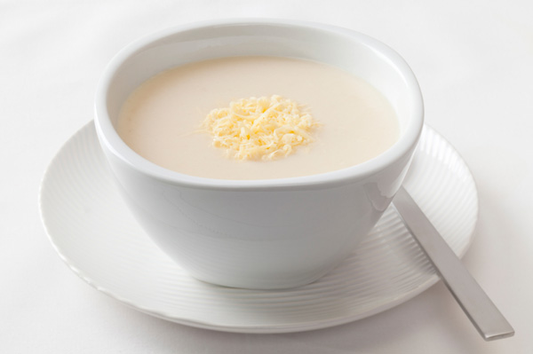 cream-of-cauliflower-soup_hse9js