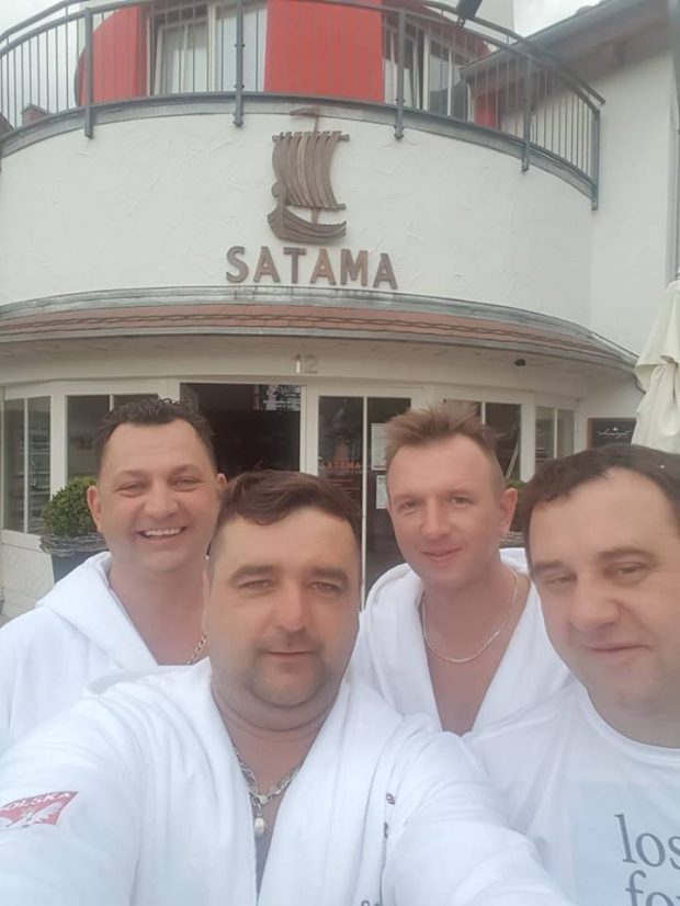 42438133_306830483235313_5546169974600499200_n