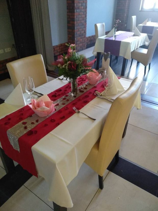 43049772_500643477118449_28087020236570624_n